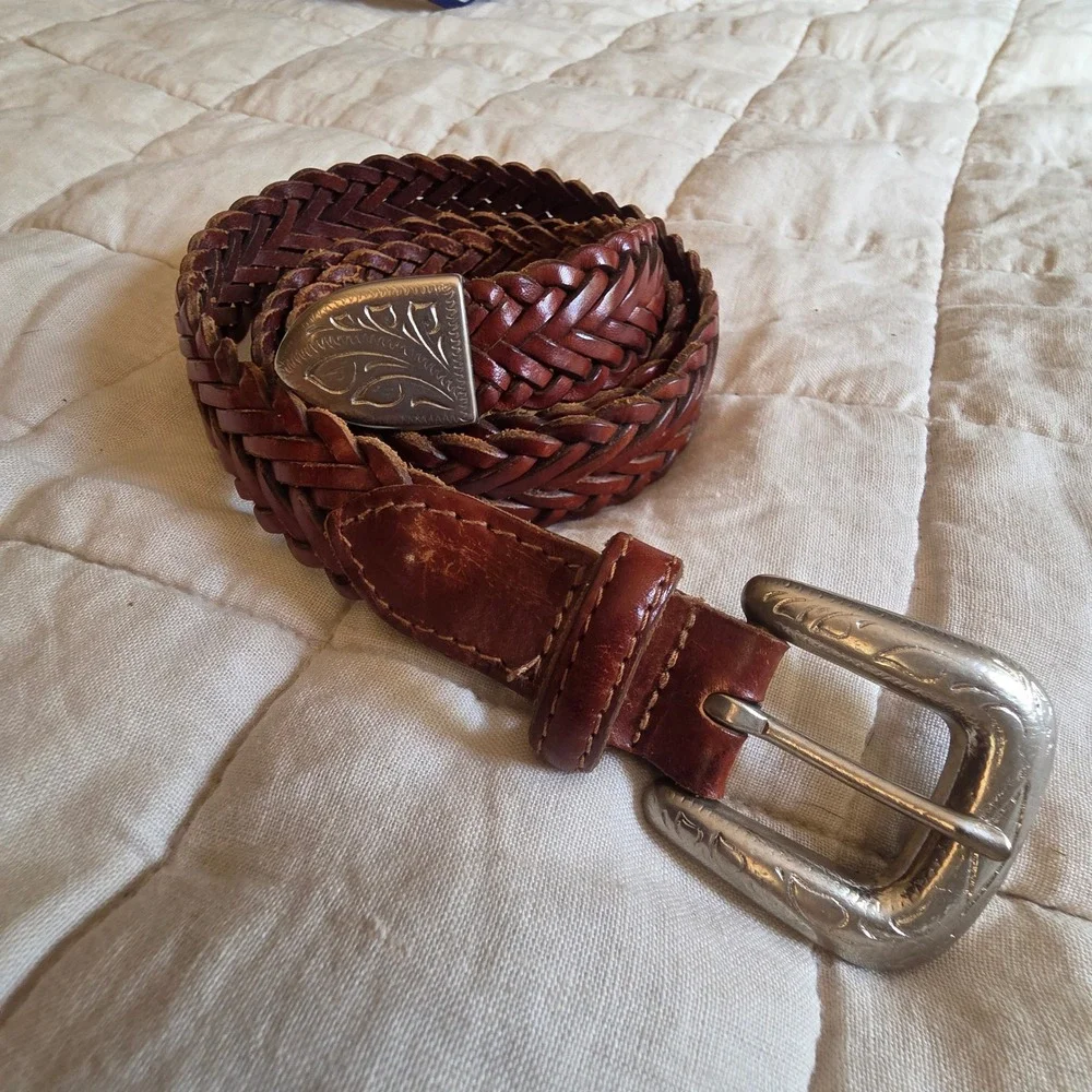 Woven Braided Leather Belt Unisex 32 Brown Equestrian Engraved Buckle Tip